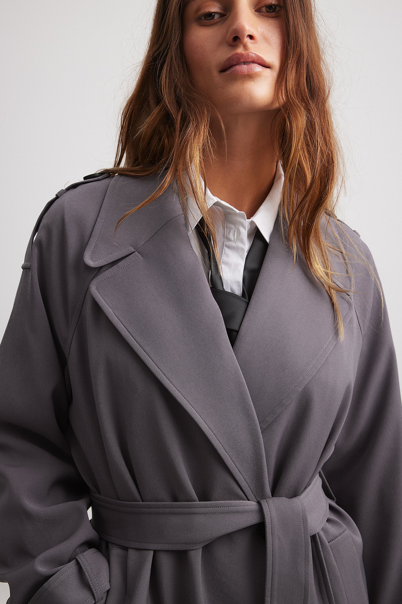 Langer Trenchcoat