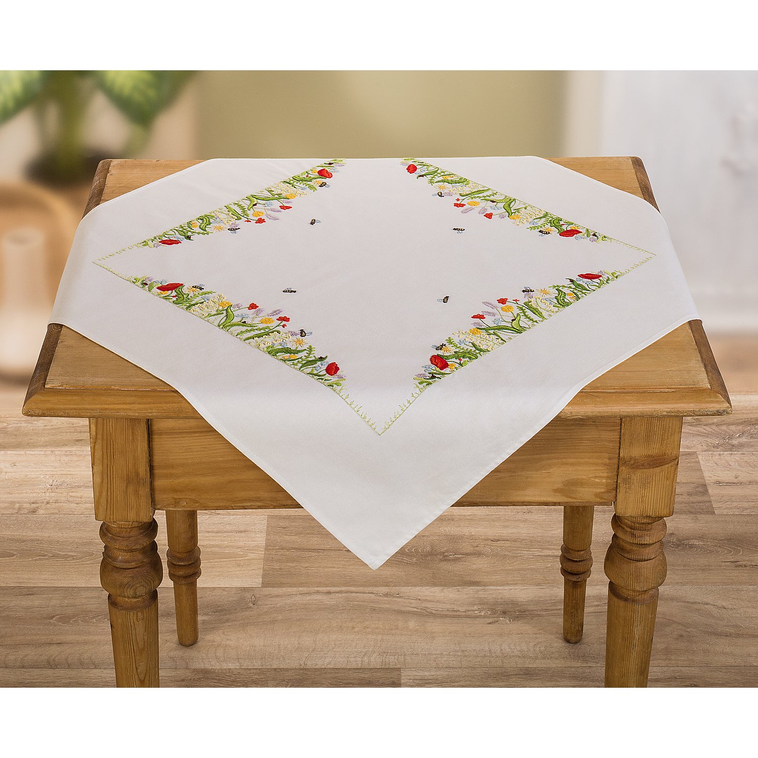 Stickmitteldecke 