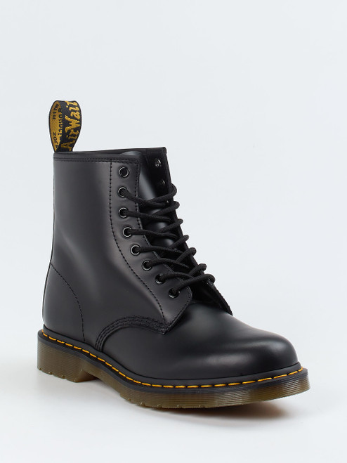 Boots-47010090165 Dr. Martens