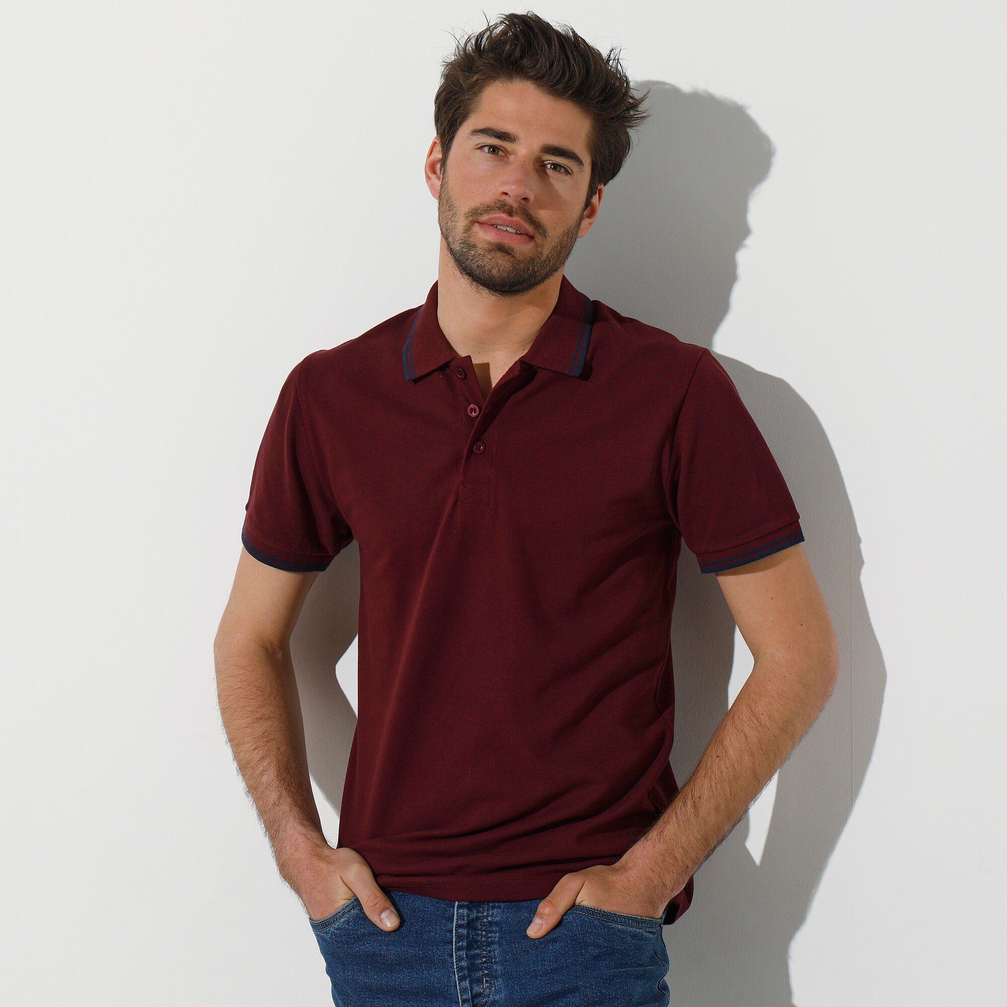 Polo uni maille piquée manches courtes