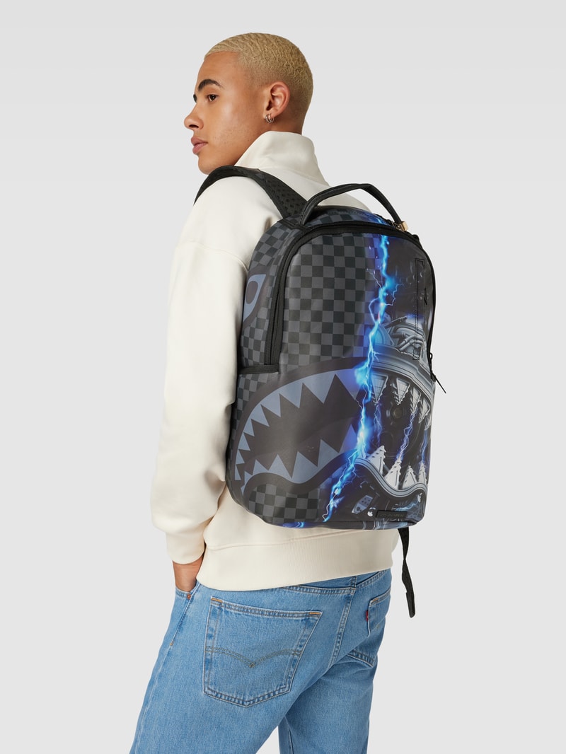 Rucksack mit Allover-Print Modell 'SHARKINATOR' in schwarz