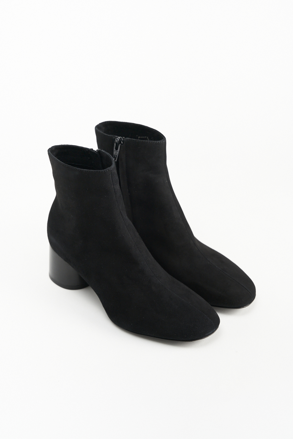 WG1 suede black