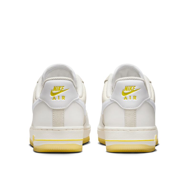 NIKE Wmns Air Force 1 '07 Low summit white/white-optic yellow-sail