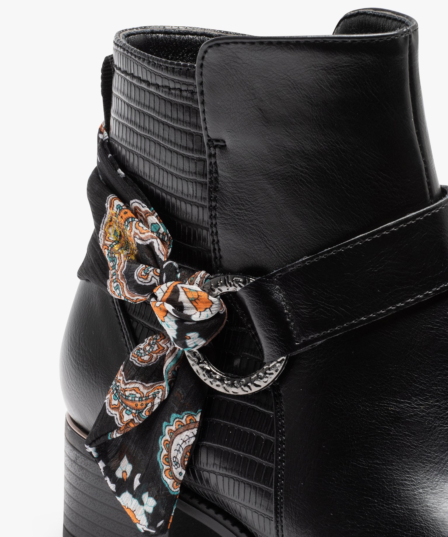 Boots femme unies à petit talon avec bride foulard noir | GEMO