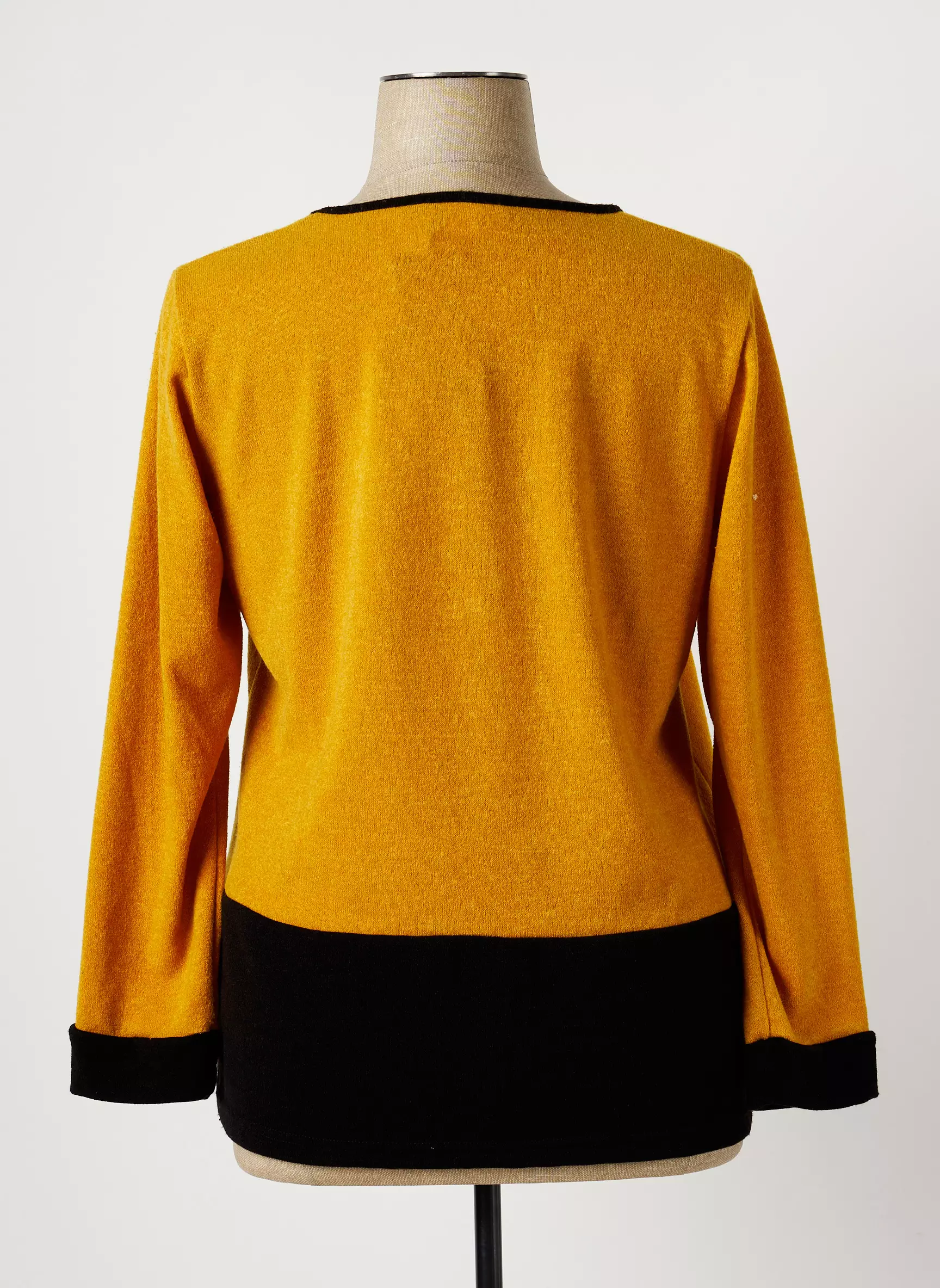 Quatre Vingt Jours Pulls Femme couleur jaune