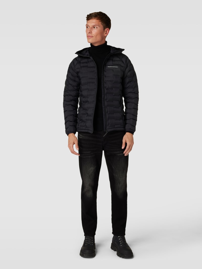 Steppjacke mit Reißverschlusstaschen Modell 'Argon' in schwarz