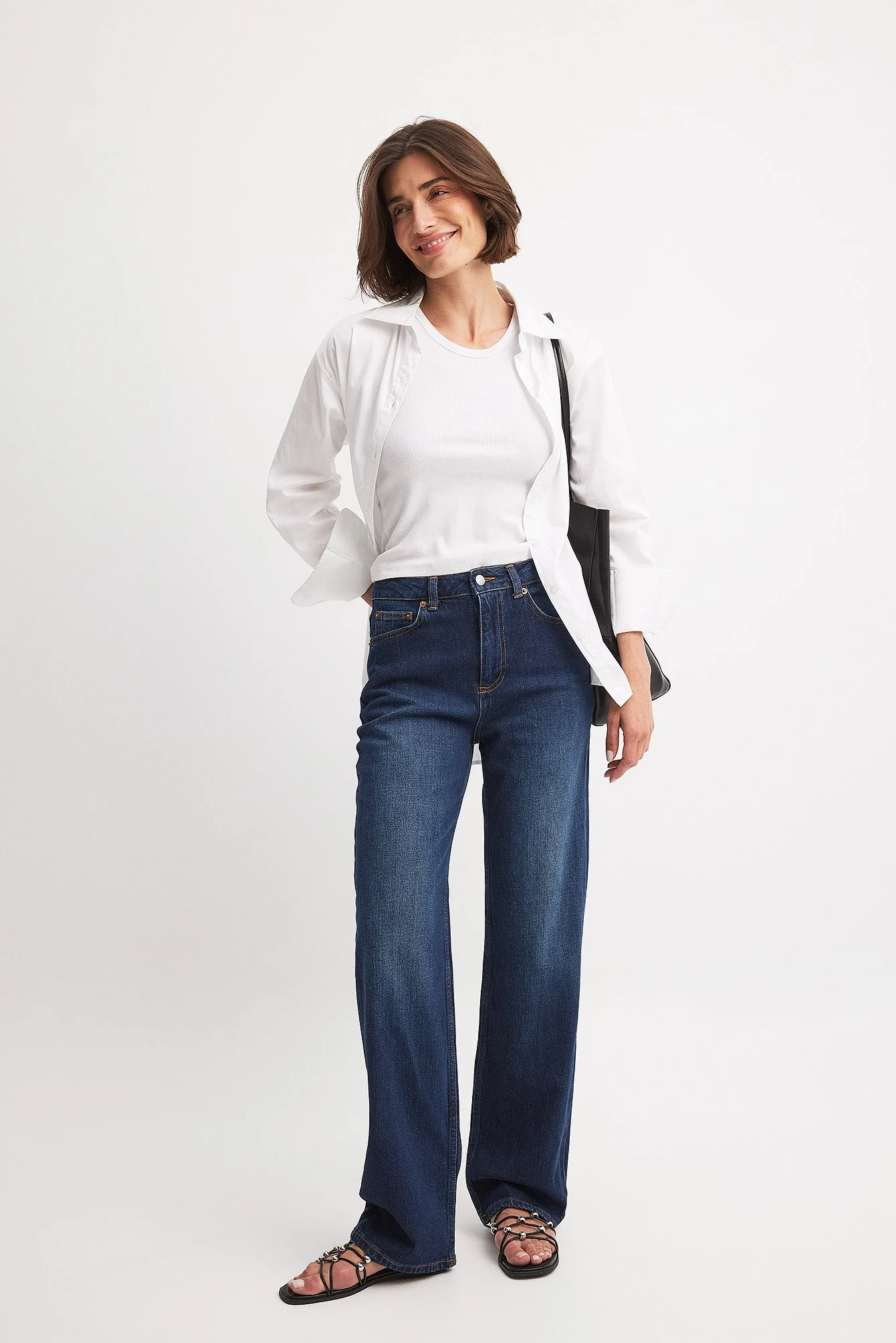 Gerade geschnittene Jeans mit hoher Taille
