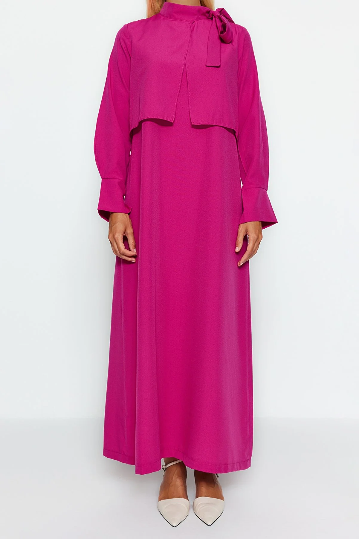 Trendyol Modest  Rosa gewebtes Kleid mit Kragen und Krawattendetails TCTSS23EB00283