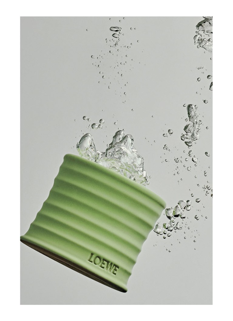 LOEWE maza gurķu svece - aromātiskā svece 170 grami