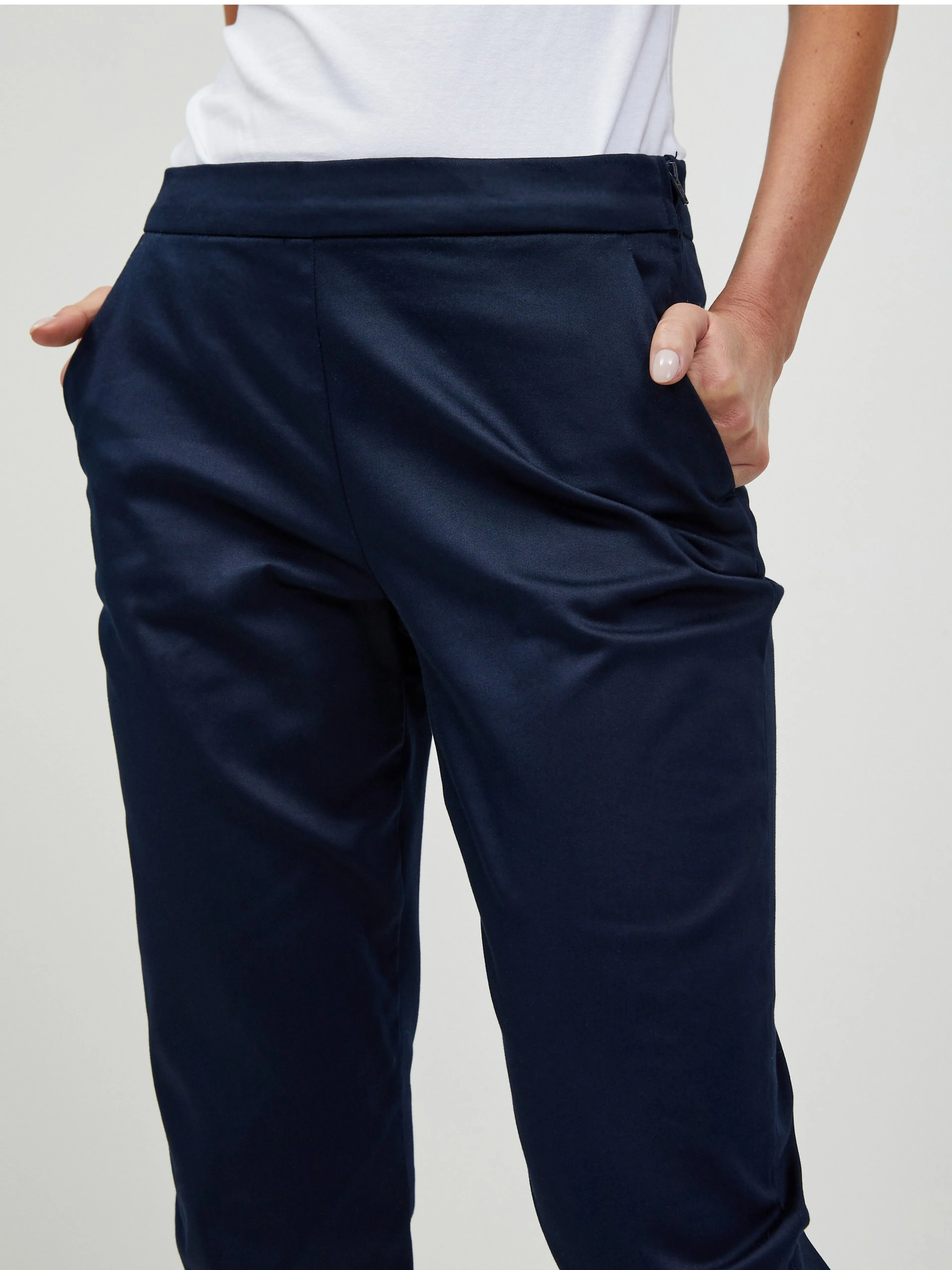 Dunkelblaue verkürzte Hose ORSAY