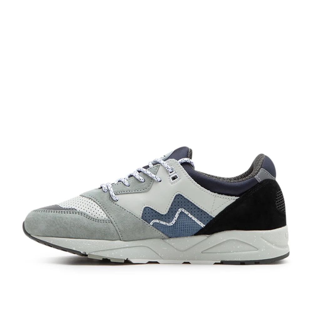 Karhu Aria 95 F803092 / blau