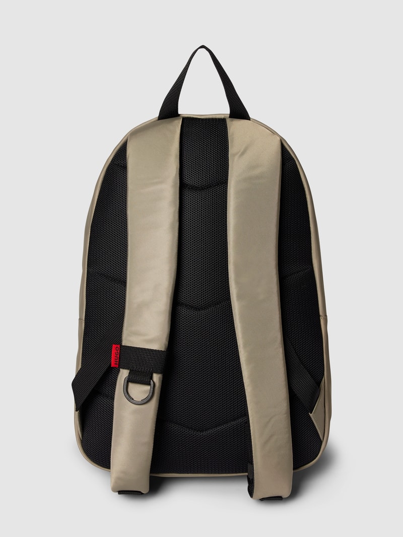 Rucksack mit Label-Patch Modell 'Ethon' in khaki