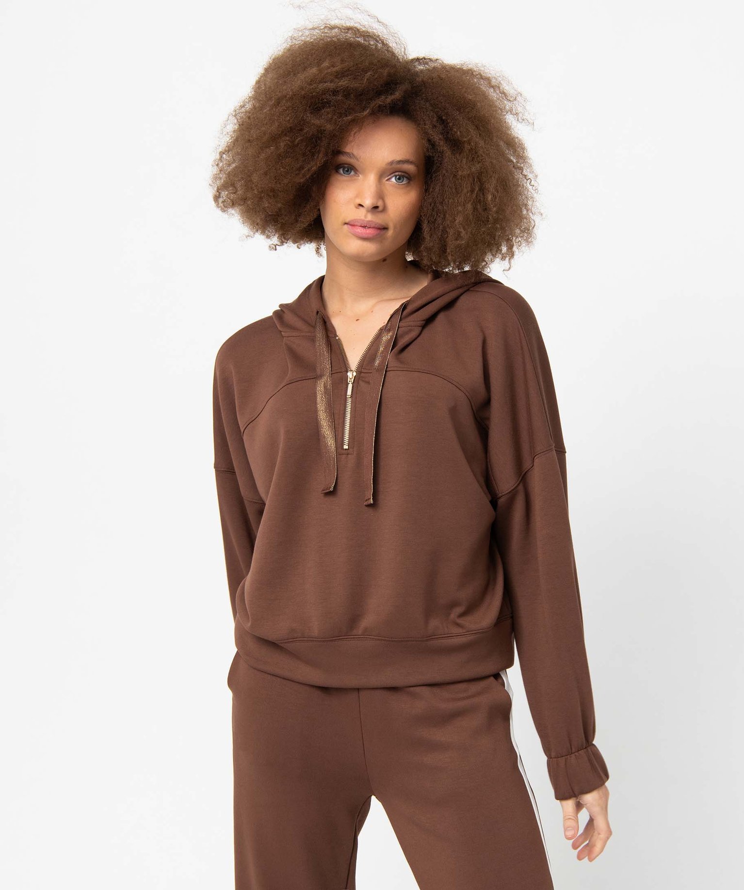 Sweat femme court avec capuche marron | GEMO