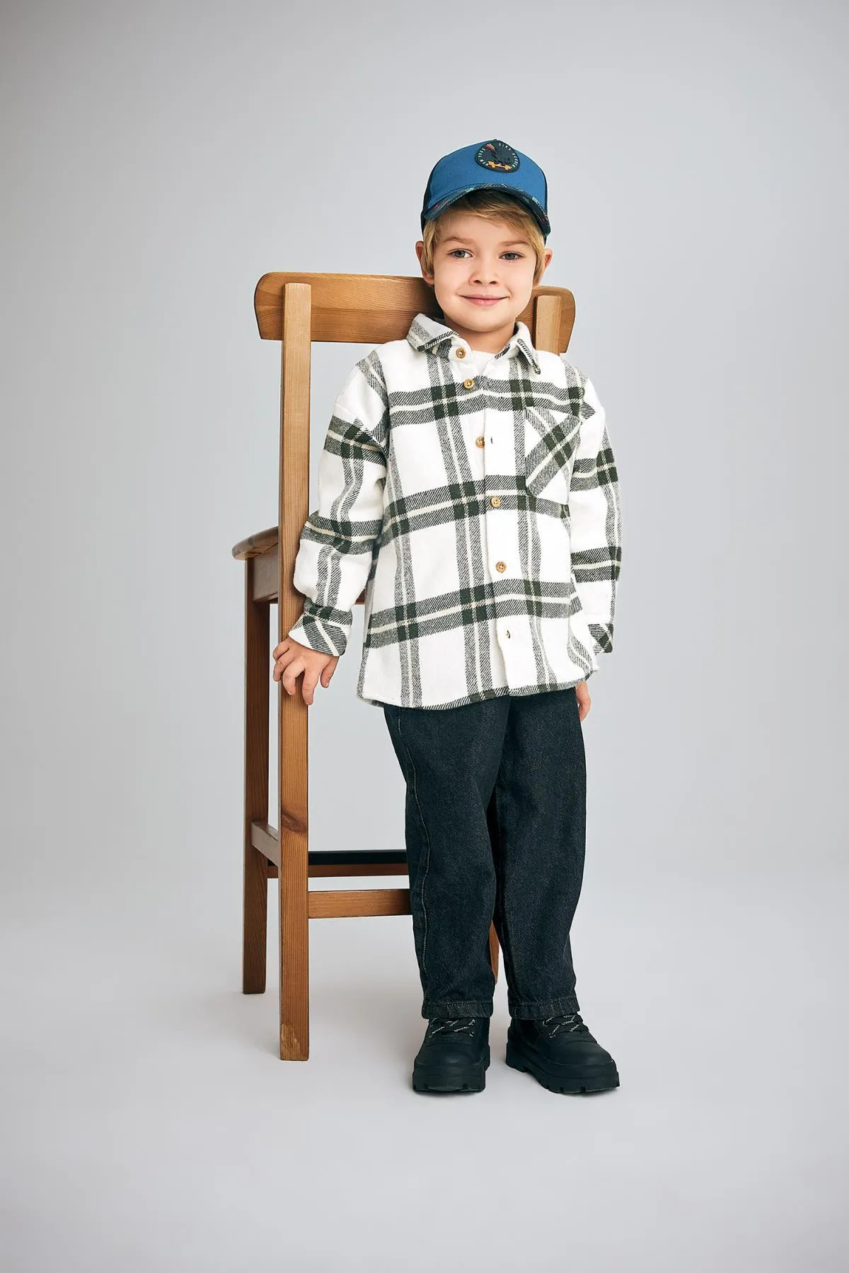 DeFacto  Jeanshose in normaler Passform für Babys