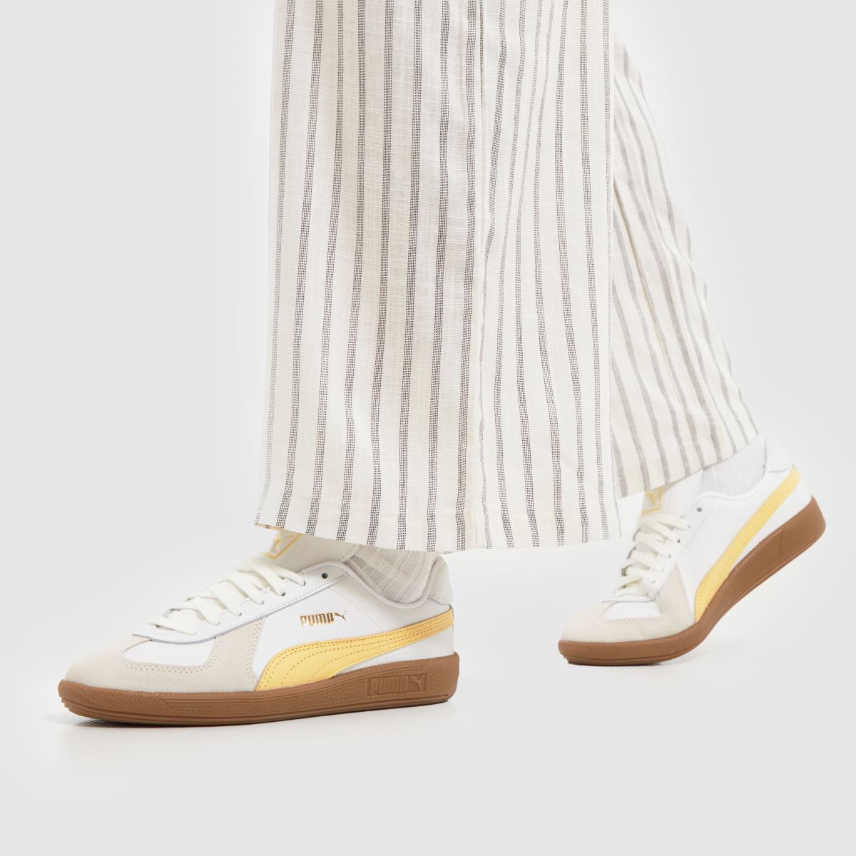 PUMA Terrace Classic-sneakers i vitt och gult