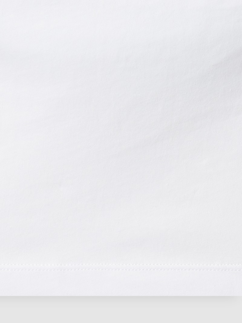 Slim Fit T-Shirt mit Label-Print in weiß