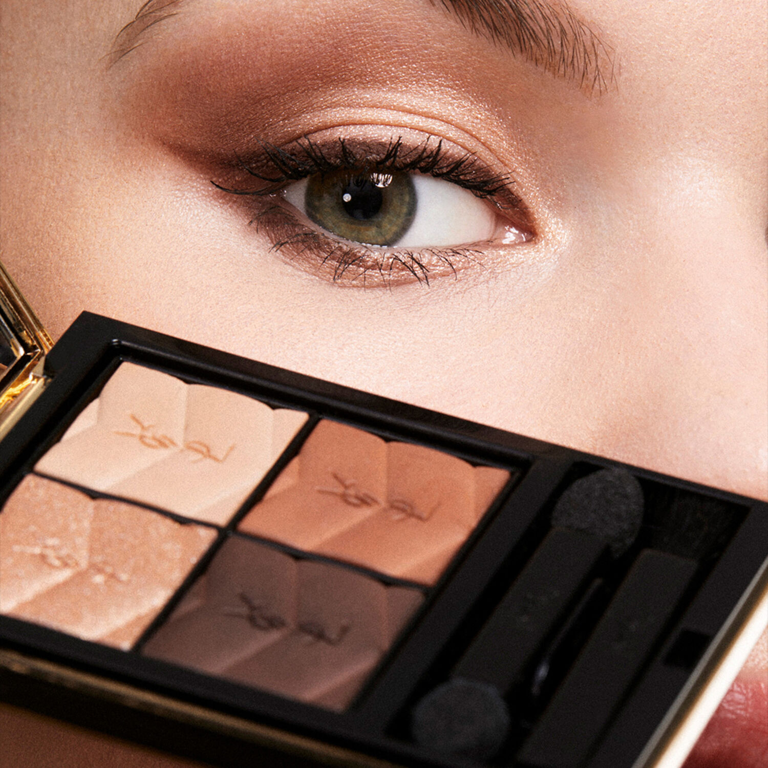 Yves St Laurent Couture Mini Clutch Palette de Fards à Paupières