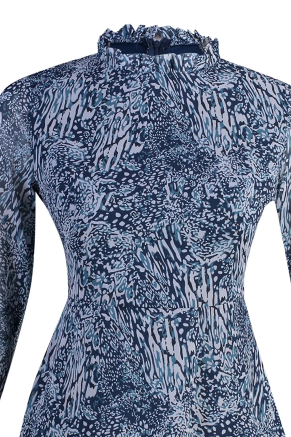 Trendyol Collection  Blaues, gefüttertes Mini-Webkleid mit hohem Kragen TCLAW19LJ0076