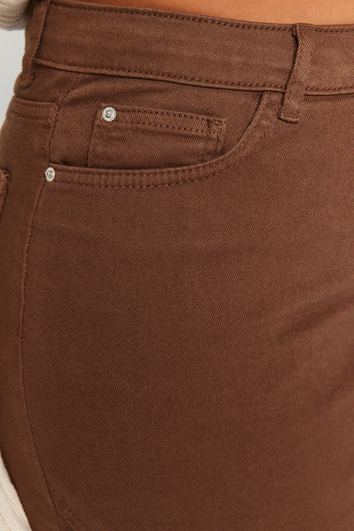 Trendyol Curve  Brauner Jeansrock in A-Linie TBBAW24AZ00031