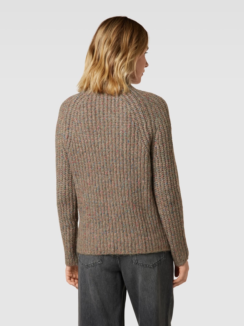 Strickpullover mit Turtleneck in schilf