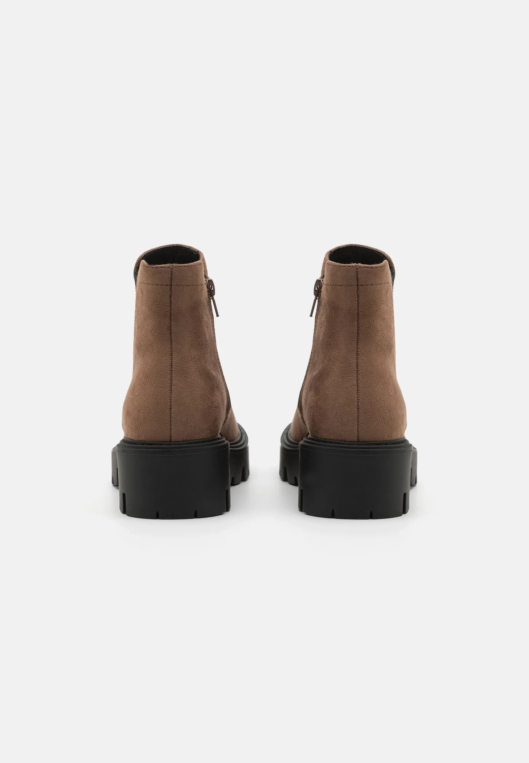 Botines de corte ancho Even&Odd