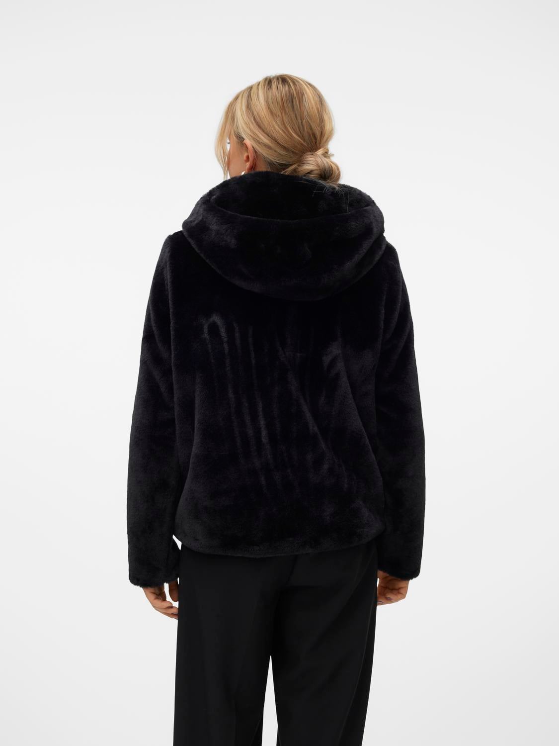 VMSONJAHOODIE Jacke