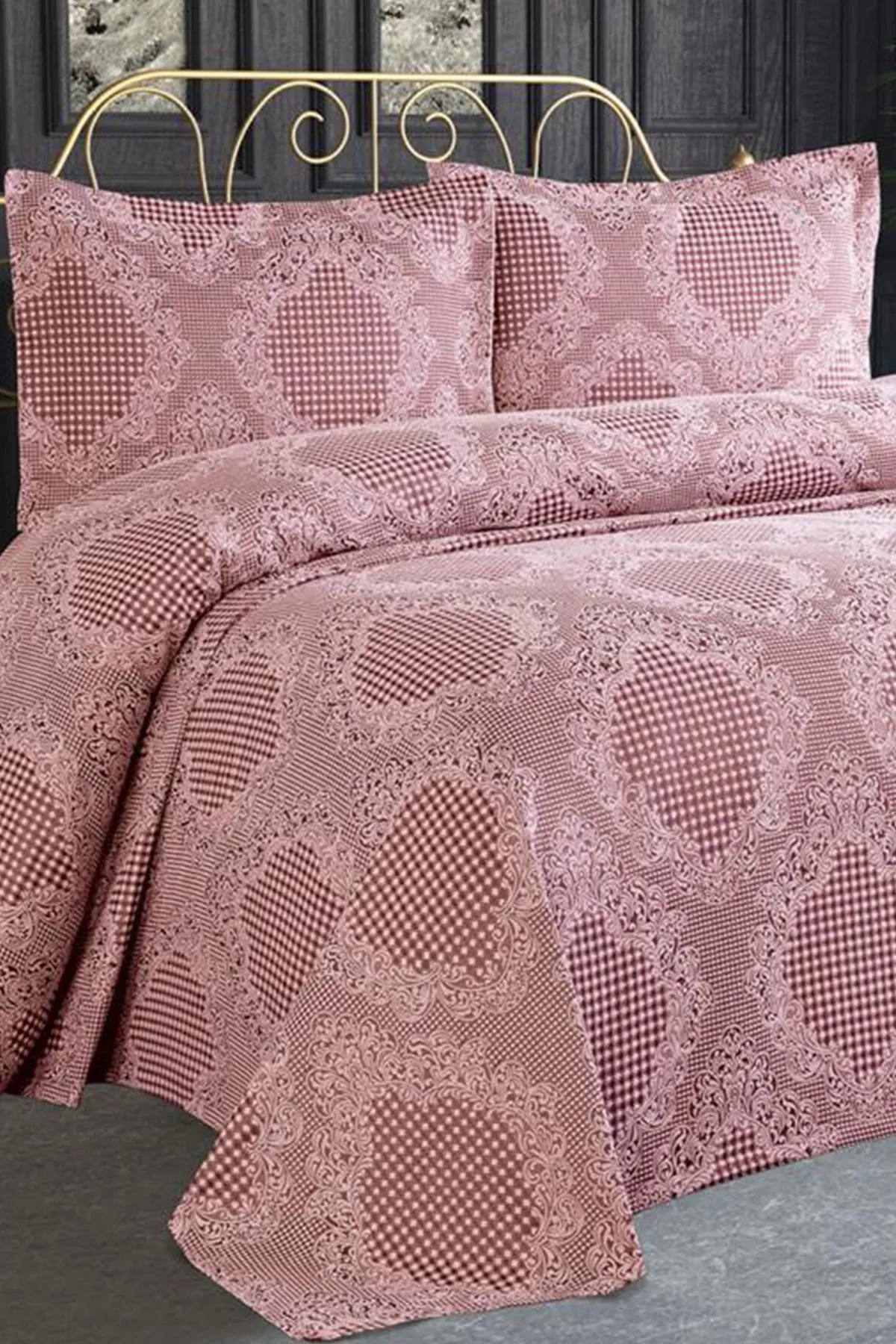 Çeyiz Diyarı  Saphir-Jacquard-Chenille-Tagesdecke in Pulverform