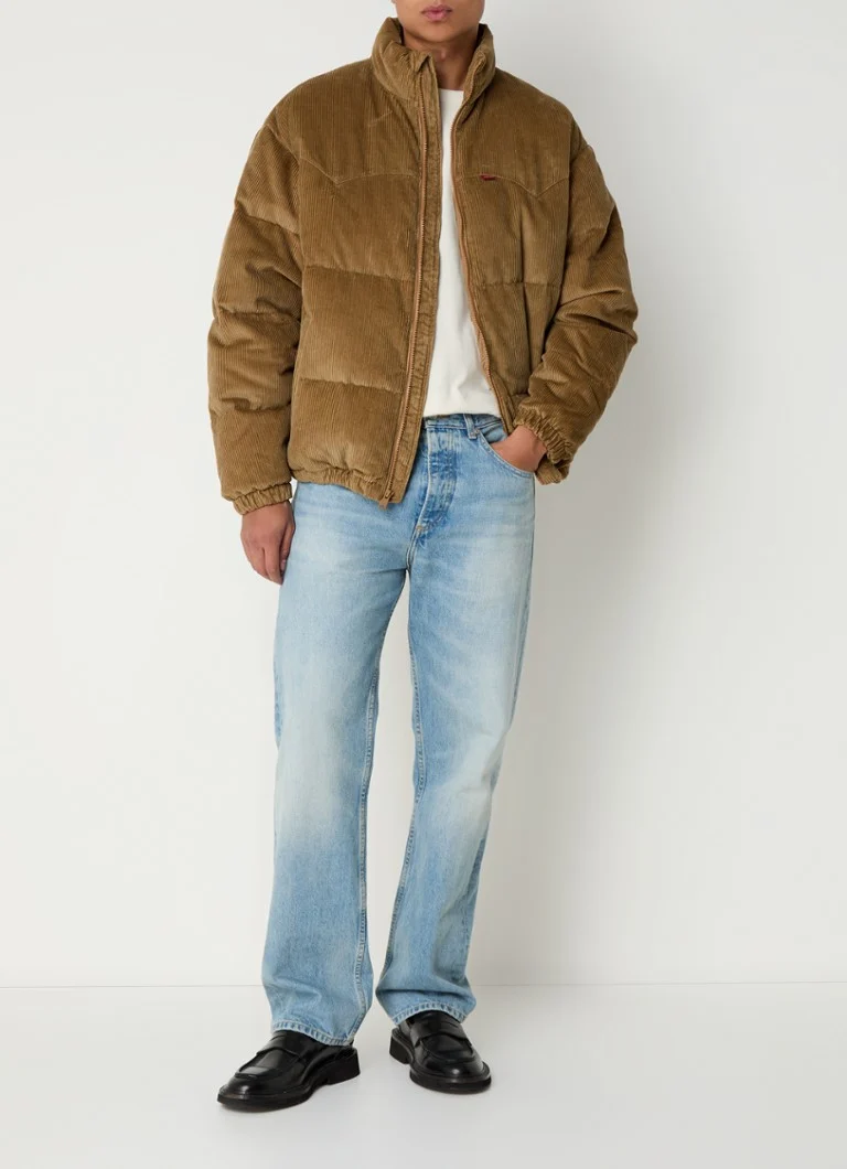 Jachetă matlasată Levi's Ermine cu buzunare laterale.