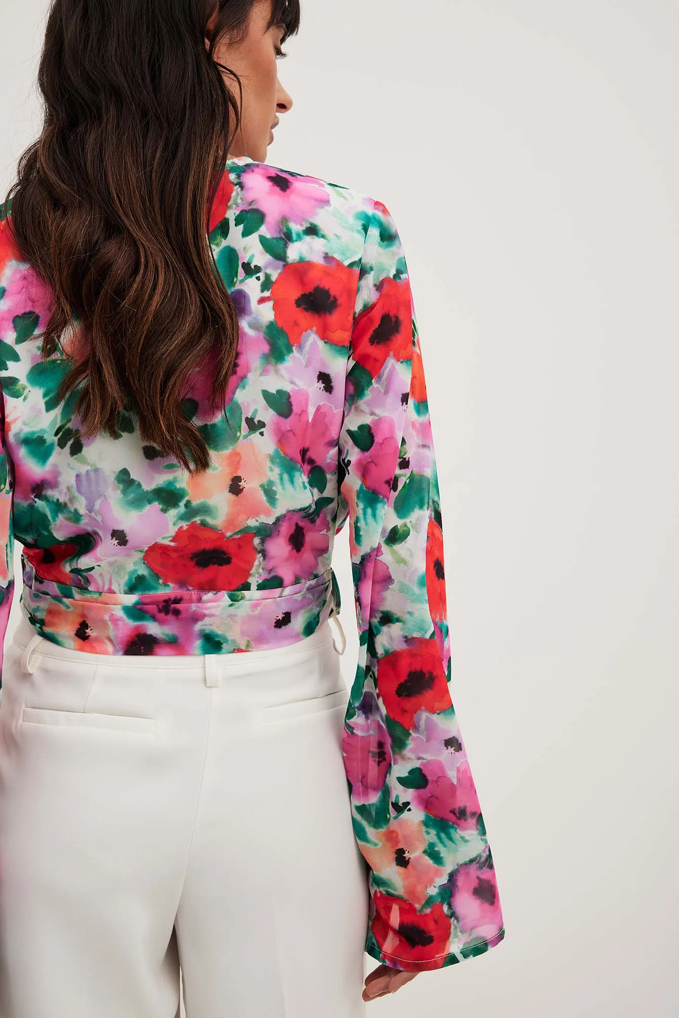 Bedruckte Chiffonbluse mit Trompetenärmeln