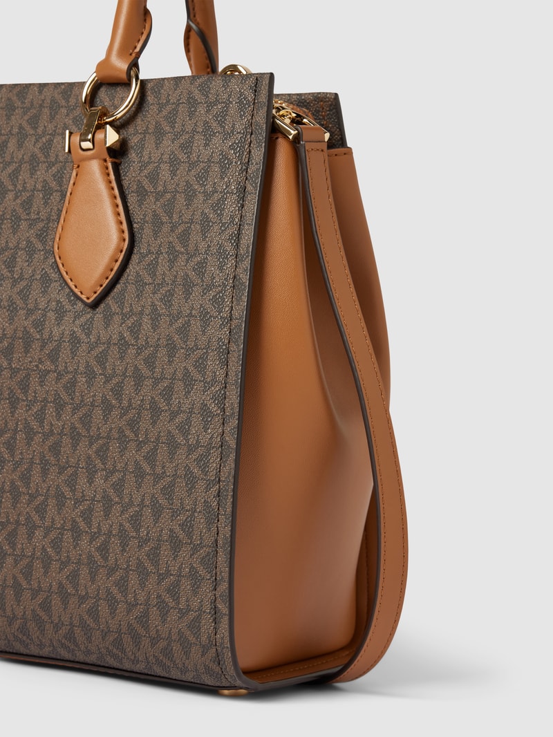 Handtasche mit Allover-Label-Print Modell 'MARILYN' in mittelbraun