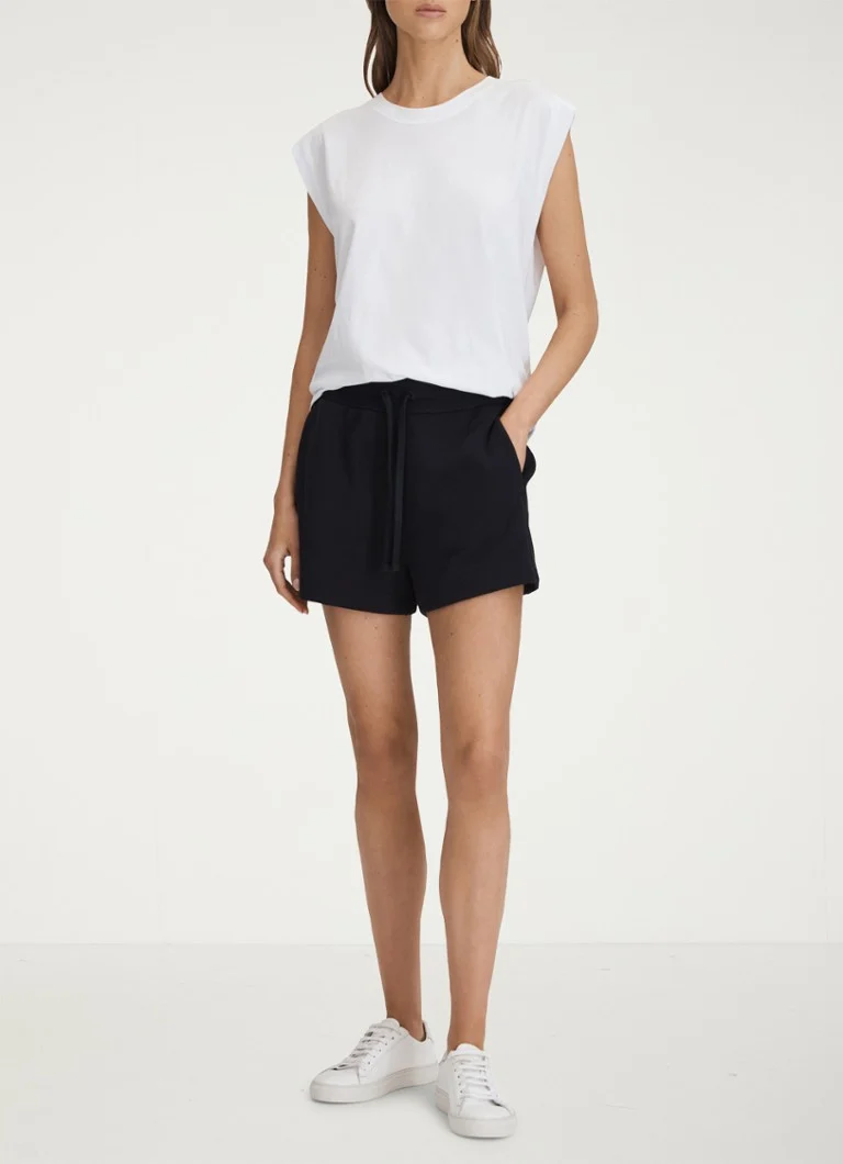Reiss Cody straight fit jogging shorts with side pockets