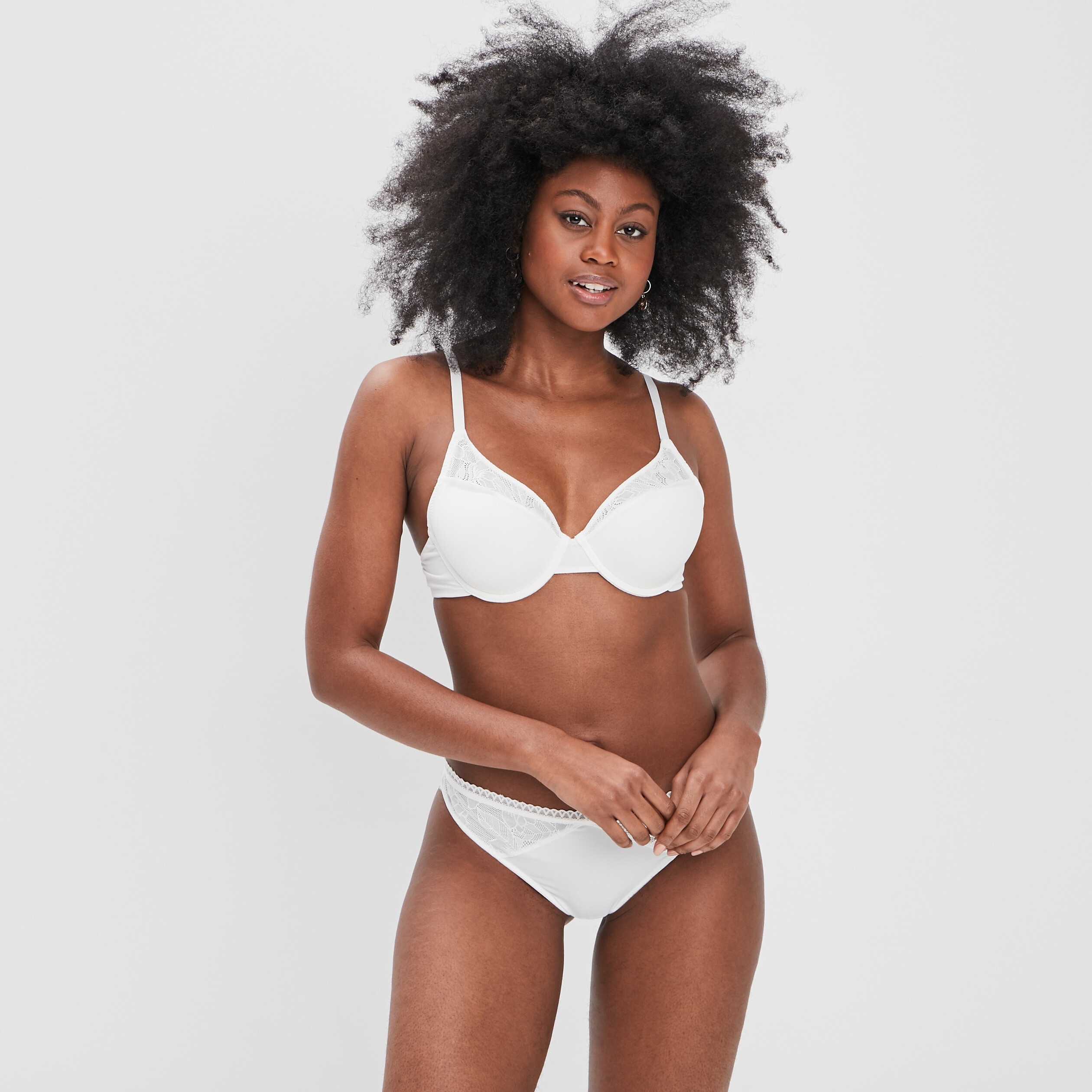 Tanga avec dentelle ivoire femme | La Halle