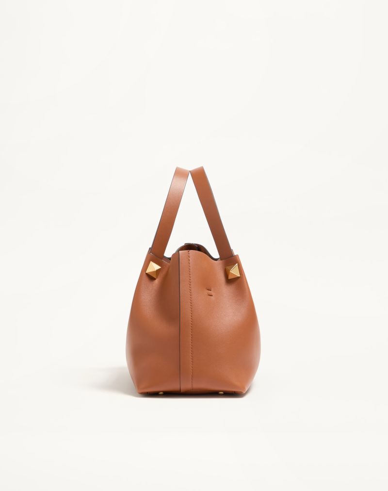 Bolsa de compras pequena em couro macio Valentino Garavani