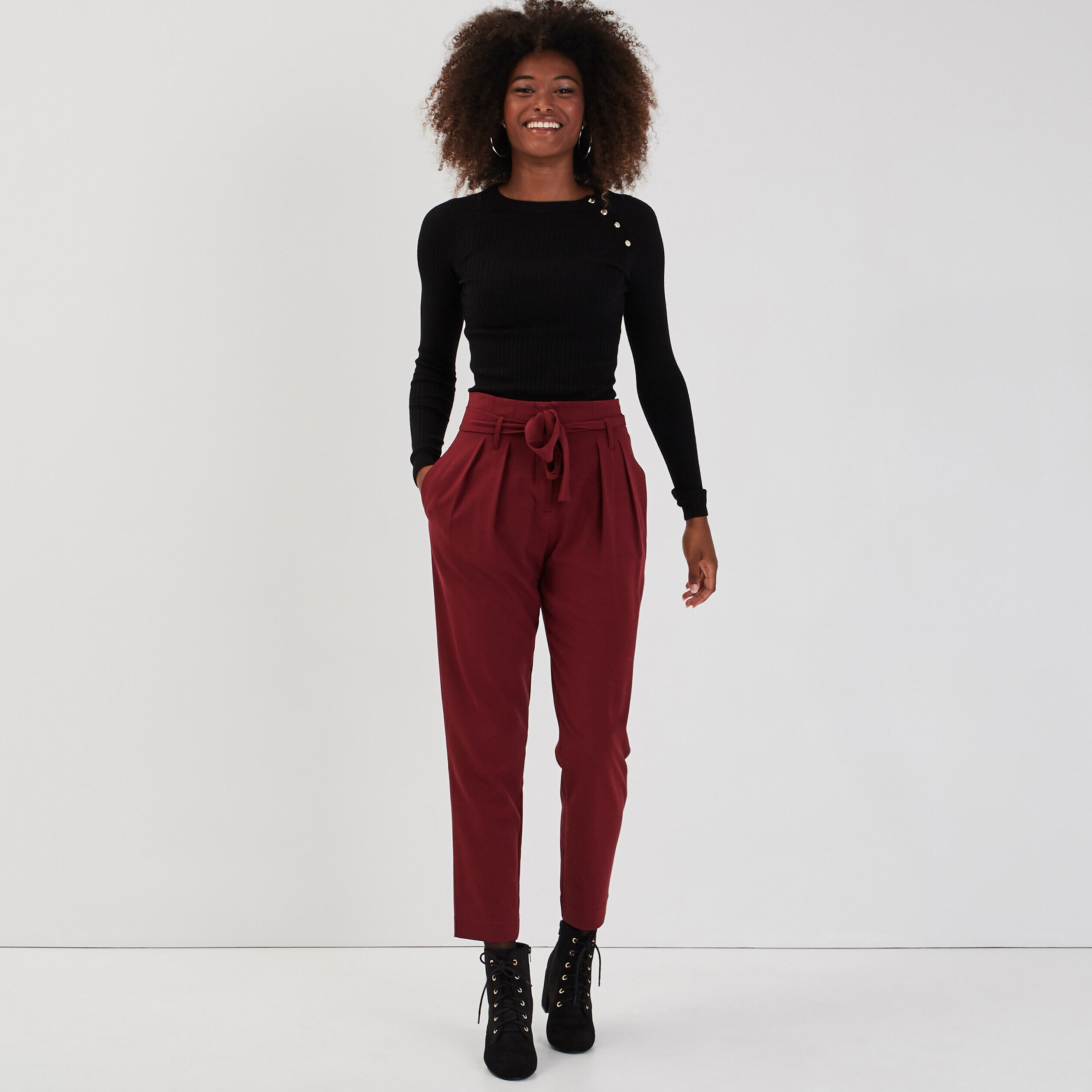 Pull côtelé avec boutons noir femme | Cache Cache