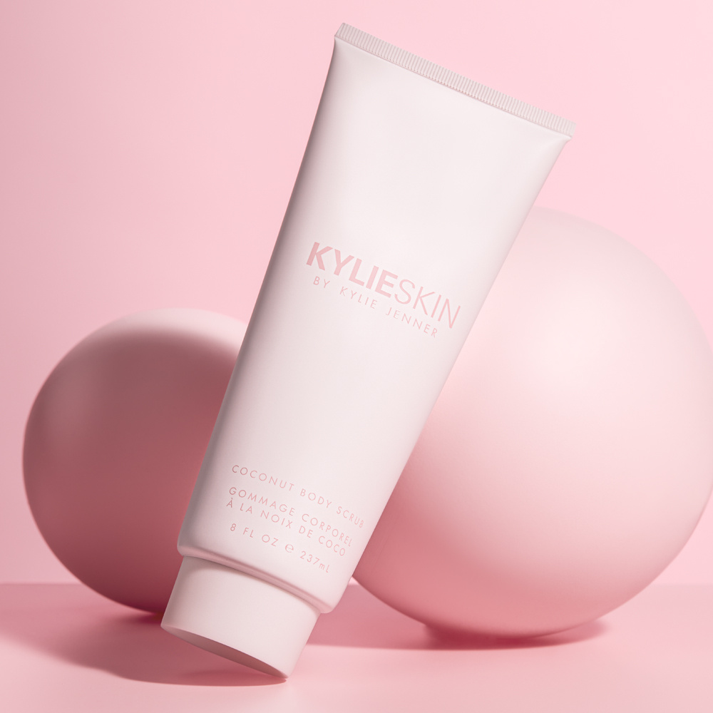 kylie by kylie jenner Gommage Corps à la Noix de Coco Gommage Corps