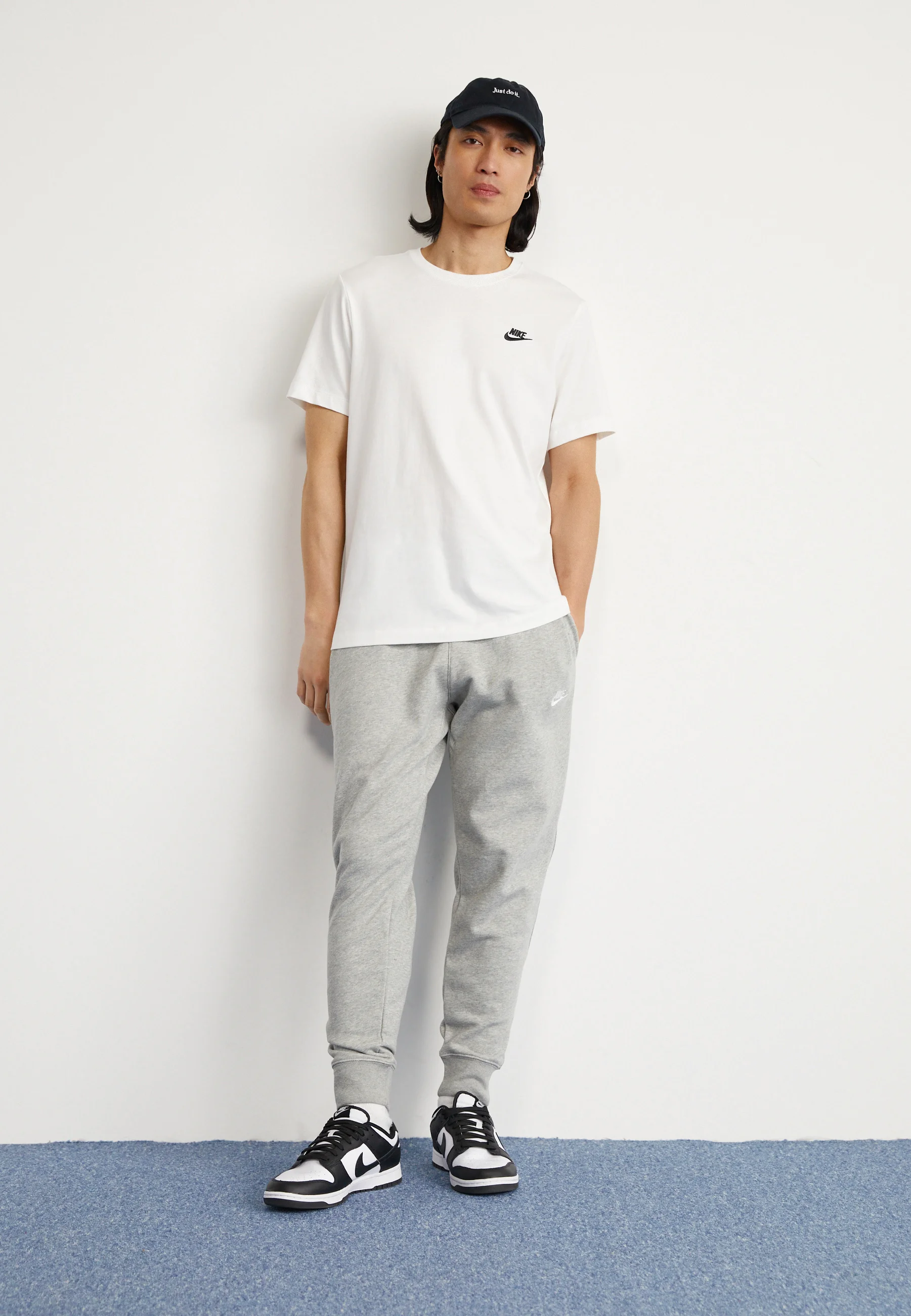 Nike Sportswear CLUB JGGR FT - Pantalones de chándal
