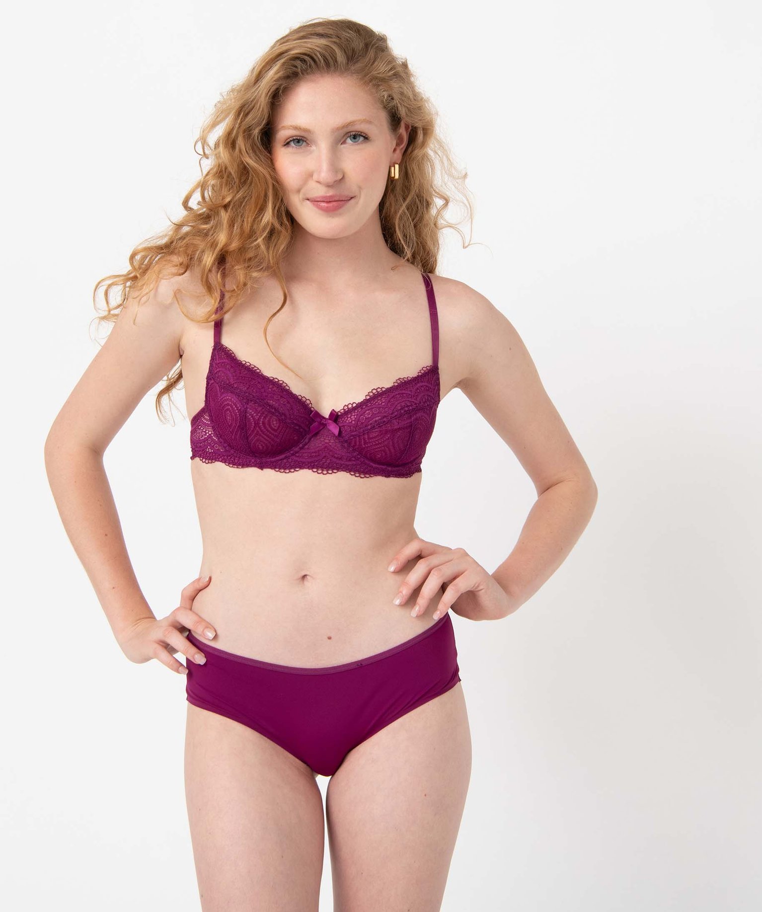 Soutien-gorge forme corbeille en dentelle femme violet | GEMO