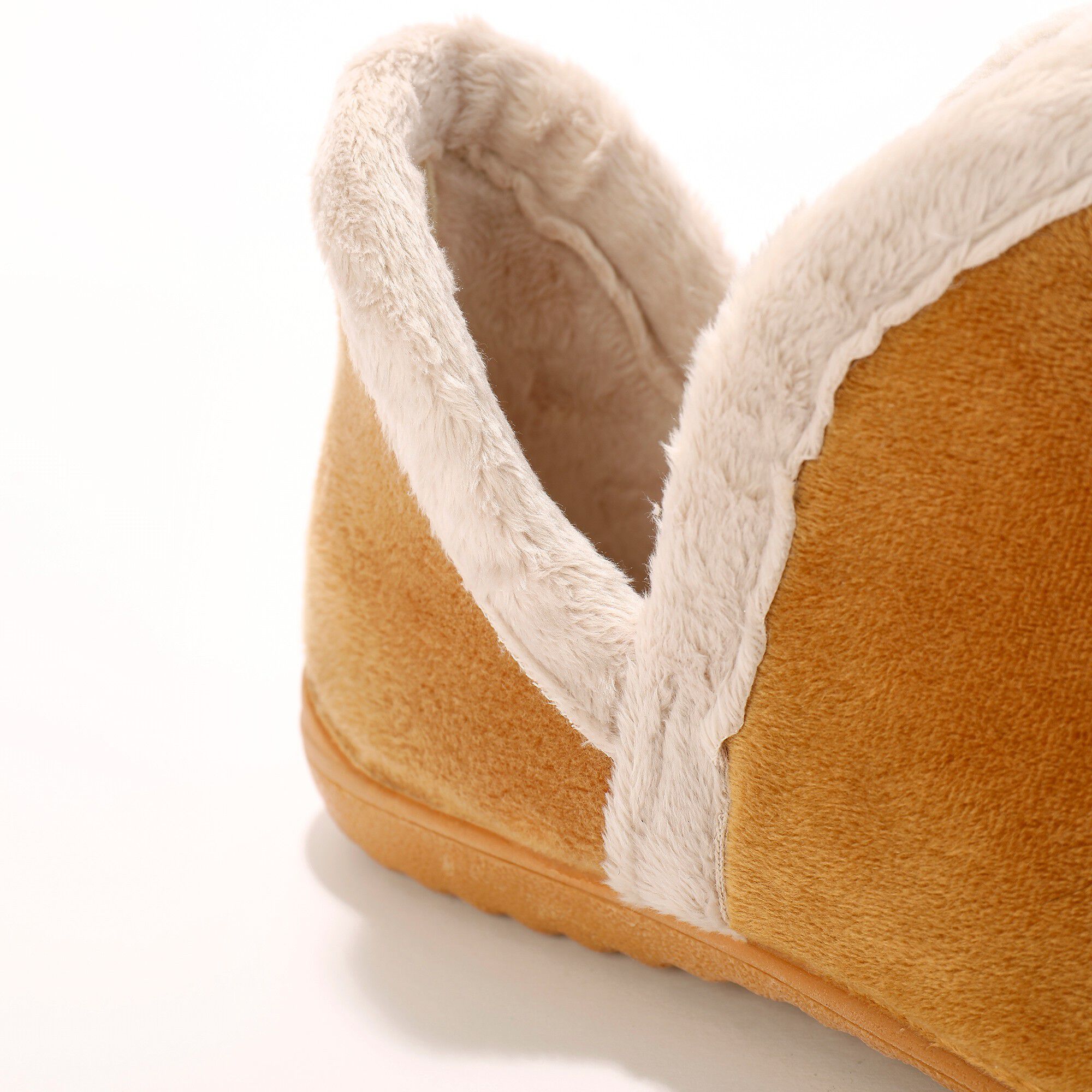 Chaussons bottillons en velours