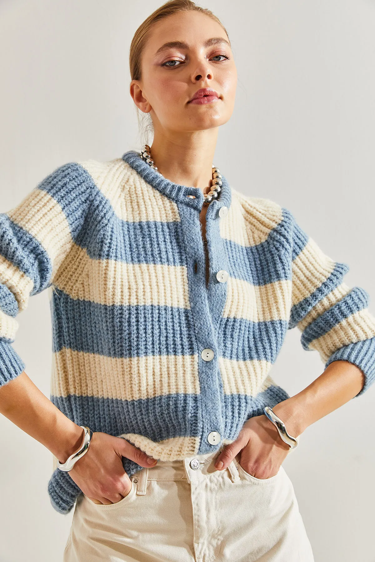 Bianco Lucci  Damen-Strickjacke mit Streifen und Knöpfen