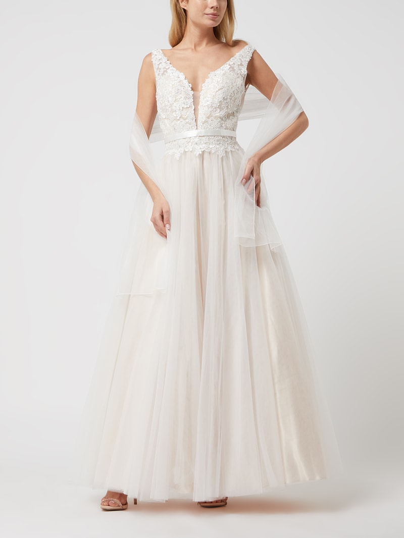 Brautkleid aus Spitze und Tüll in offwhite