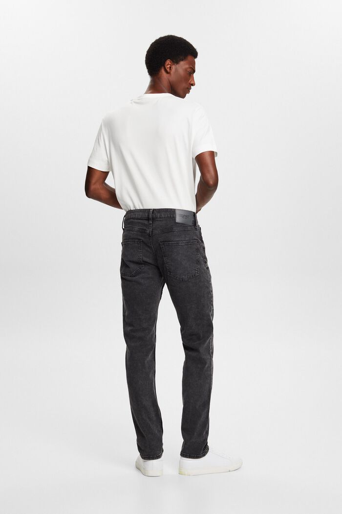Jeans mit mittlerer Bundhöhe und schmaler Passform