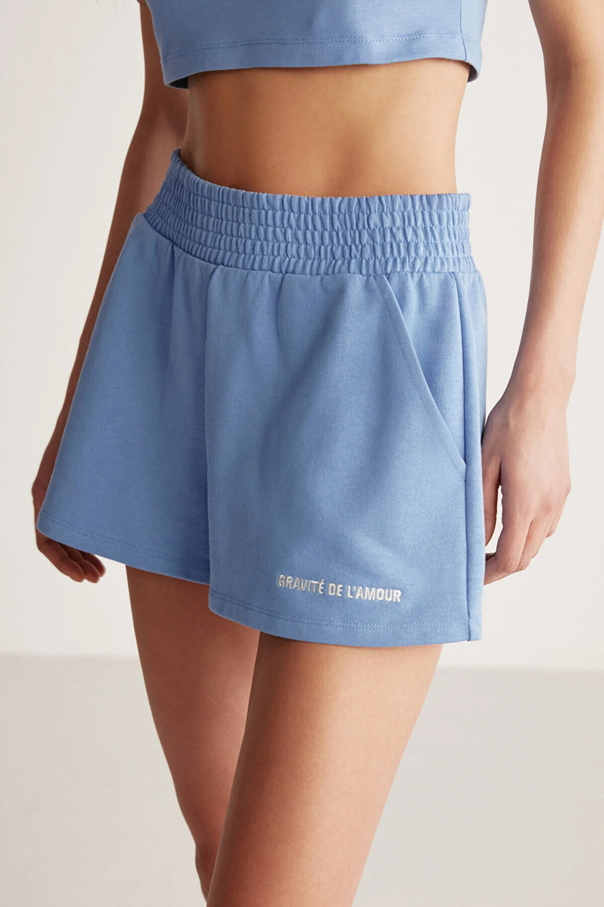 GRIMELANGE  Carrol bestickte blaue Damenshorts mit elastischem Bund