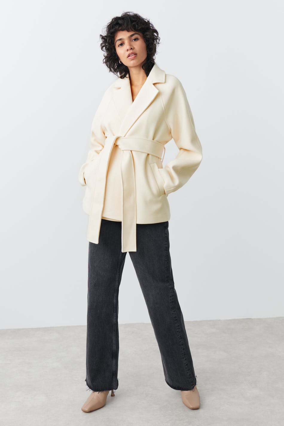 Belted short coat