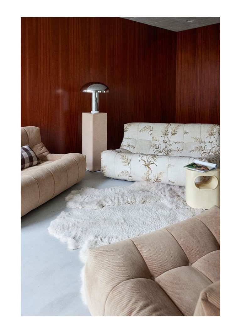 Príručný stolík HKliving Space 36 x 39 cm