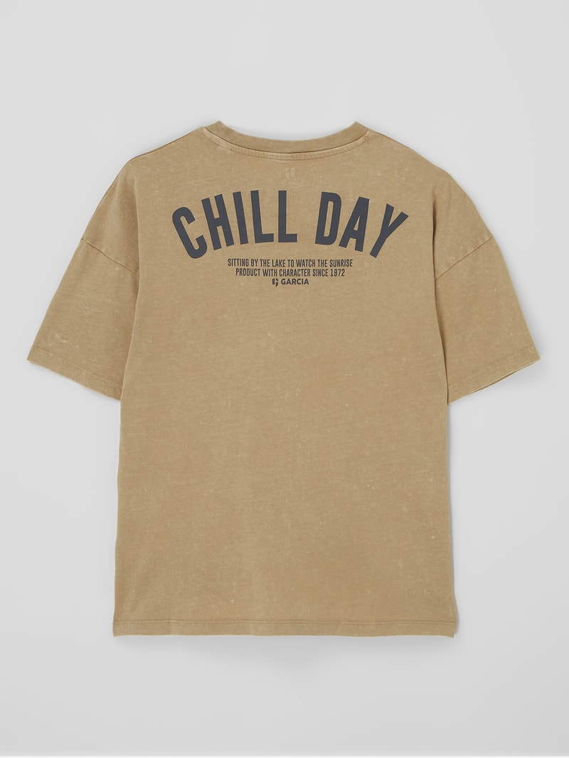 T-Shirt mit Message in sand