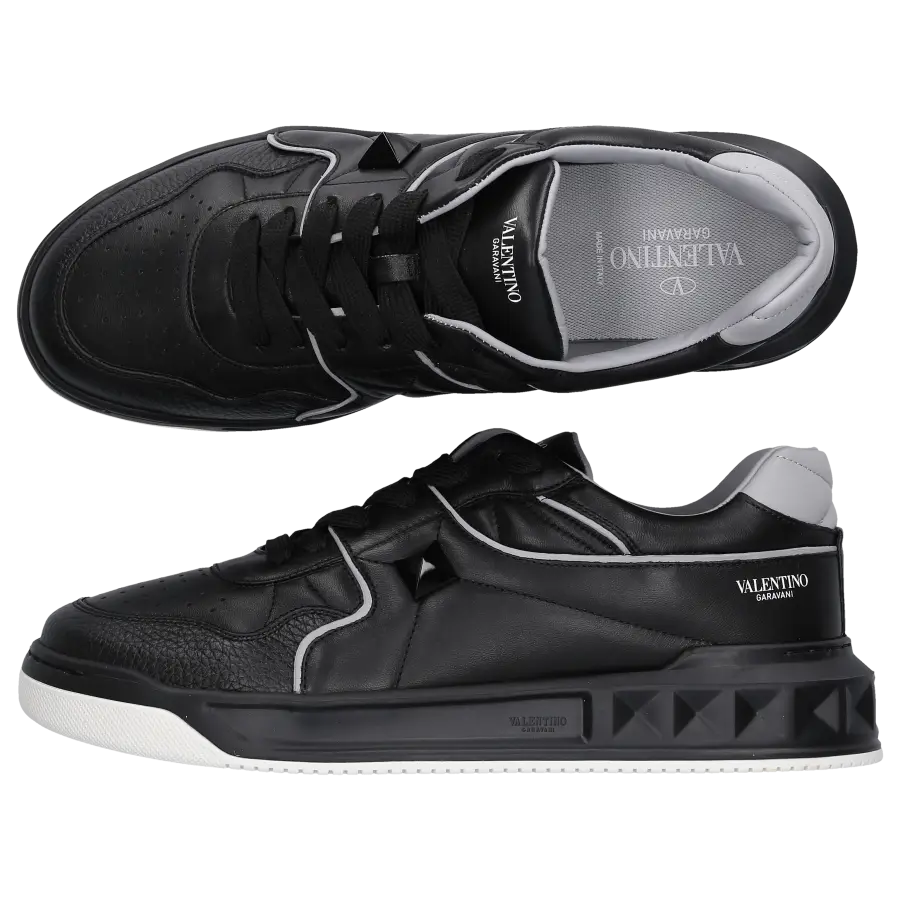 Valentino Garavani - Sneaker low ONE STUD Kalbsleder - schwarz