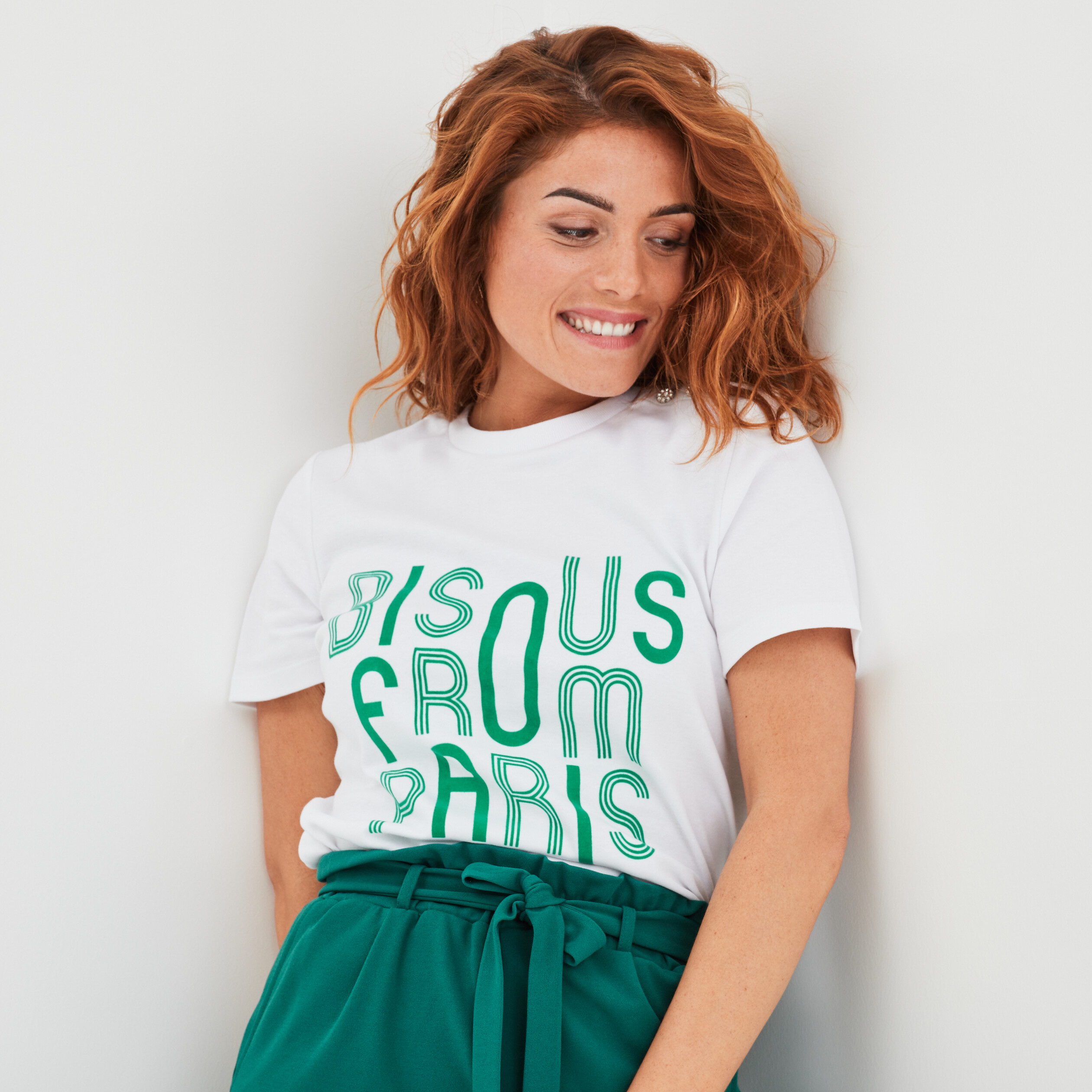T-shirt boutons strass à l'épaule coton blanc femme | La Halle
