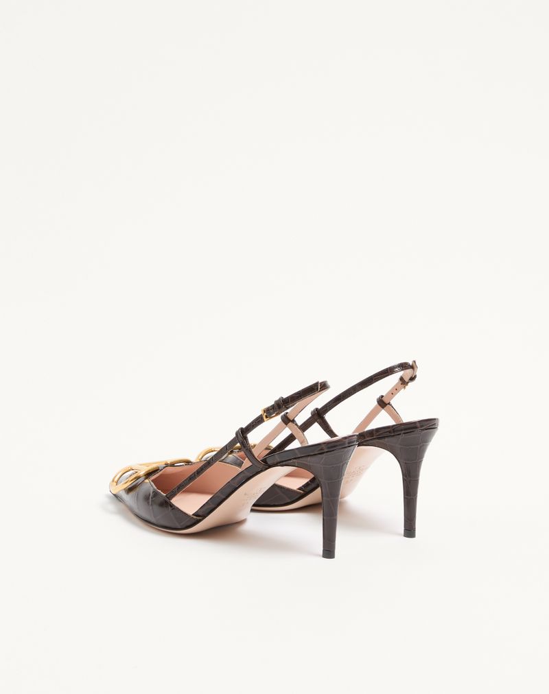 Sapato de salto slingback de 80 mm em couro de bezerro com estampa da assinatura VLogo.
