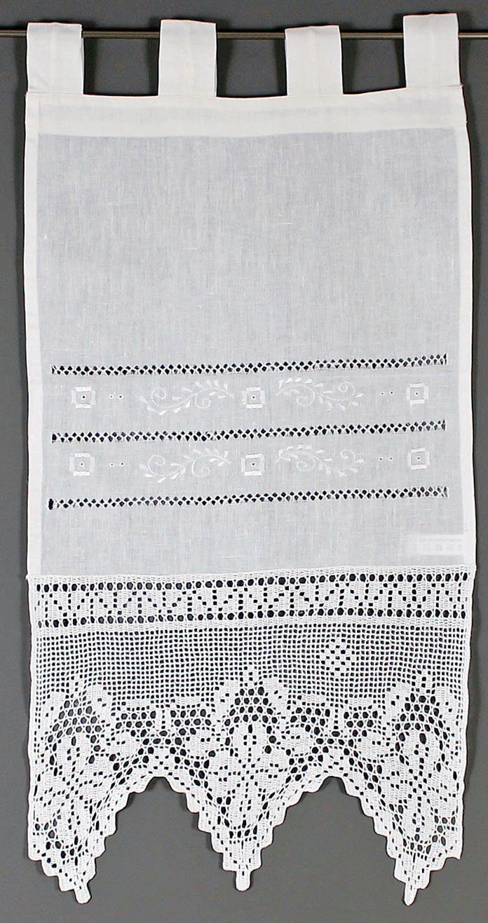 Scheibengardine Traunsee, HOSSNER - ART OF HOME DECO, Schlaufen (1 St), blickdicht, Wirkware, m. Stickerei, Hohlsaum u. Häkelspitze
