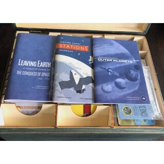 Wooden Box compatible with Leaving Earth (2019 edition)